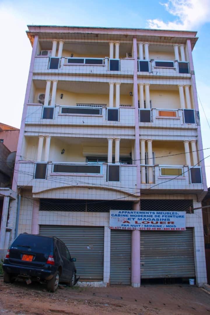 Appartement Meuble 2 Chambres Montee Jouvence Yaounde Exterior photo