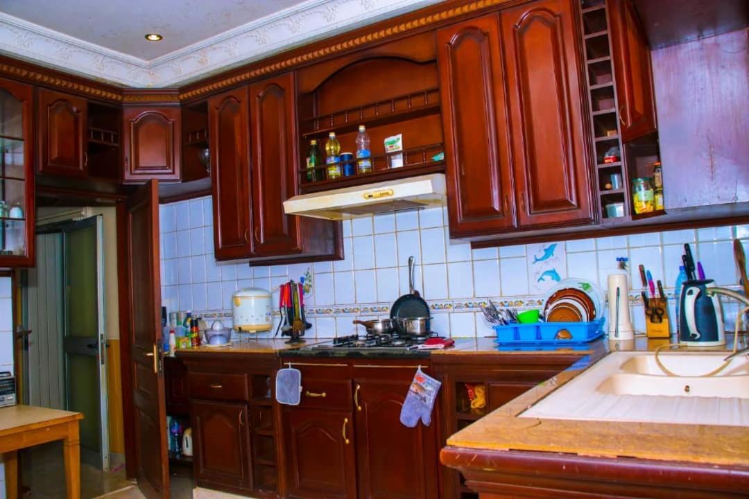 Appartement Meuble 2 Chambres Montee Jouvence Yaounde Exterior photo